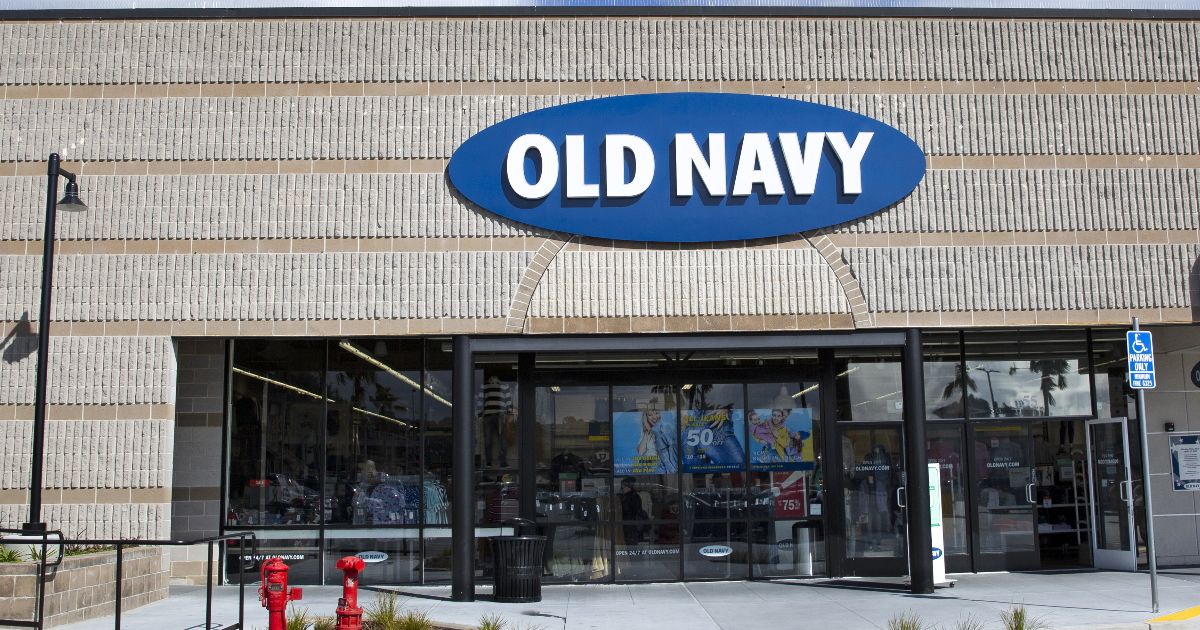 OLD NAVY STORE FRONT
