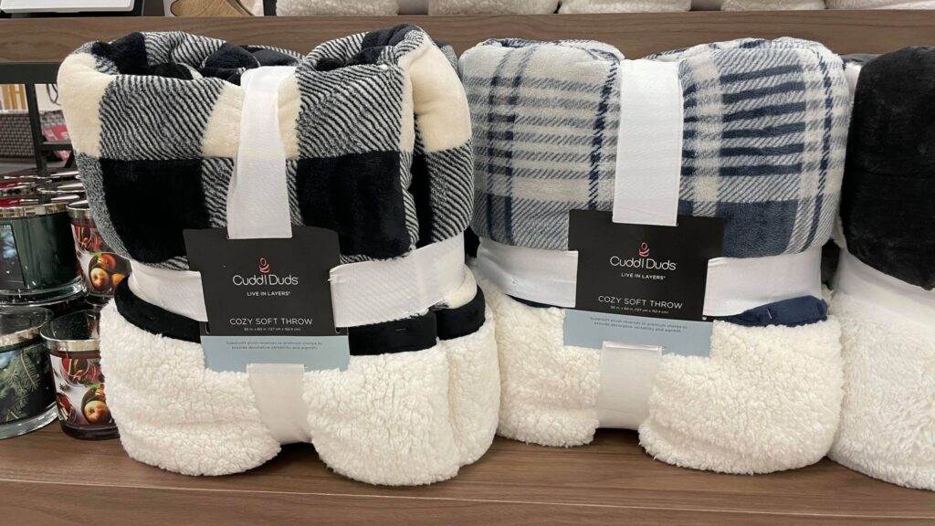 Cuddl Duds® Plush Sherpa Throw x
