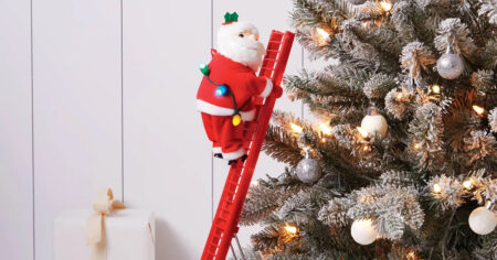 Small Climbing Santa Target