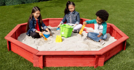 Brown Octagon Sandbox Set