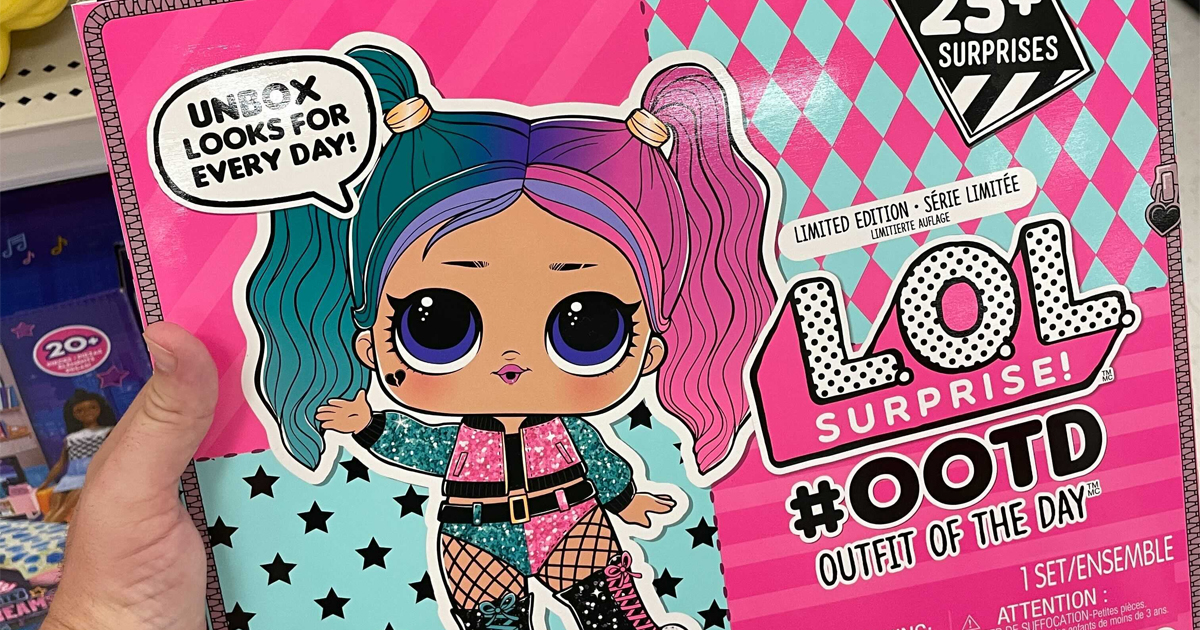 L o L OUTFIT OF THE DAY