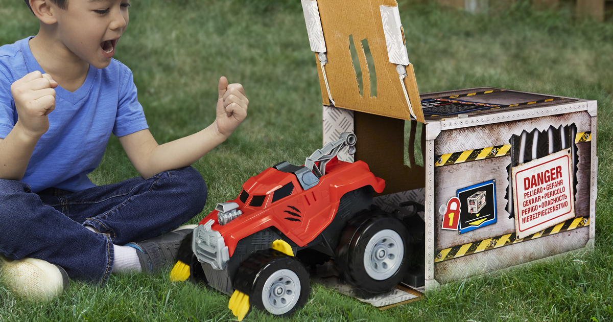 The Animal Interactive Unboxing Toy Truck with Retractable Claws