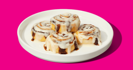 Download the Cinnabon App and Score a FREE Count of Bonbites