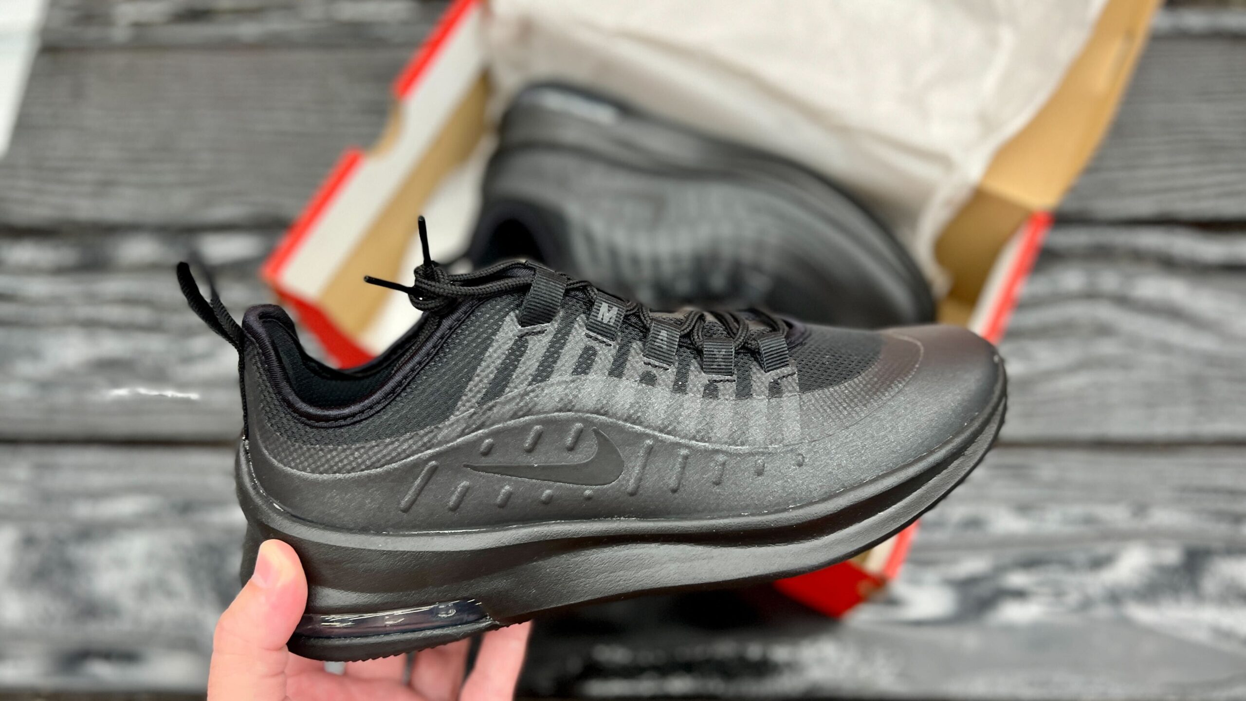 NIKE AIR MOTION scaled