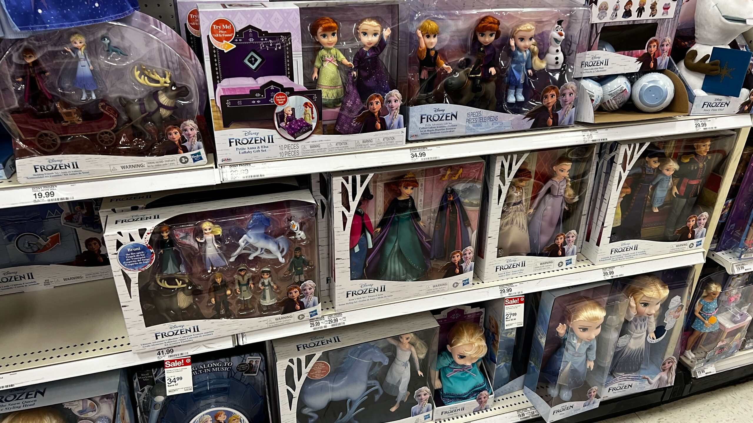 FROZEN TOYS scaled