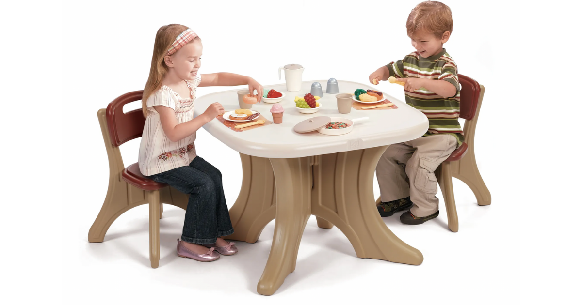 New Traditions Table Chairs Set