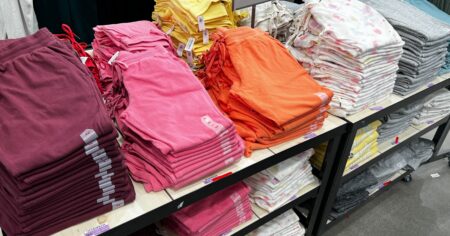 Old Navy Joggers scaled