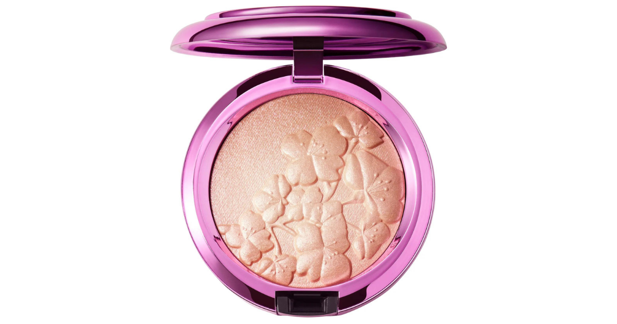 MAC Wild Cherry Extra Dimension Skinfinish Highlighter