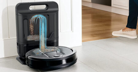 Shark AV AE IQ Robot Vacuum with XL Self Empty Base