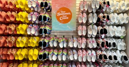 crocs
