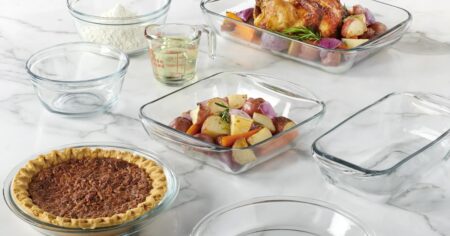 Anchor Hocking Bakeware Set