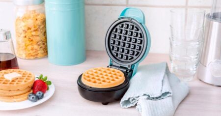 Bella Mini Waffle Maker