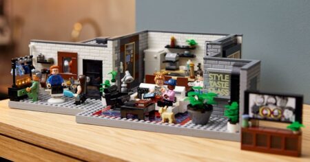 LEGO Queer Eye The Fab Loft Building Kit
