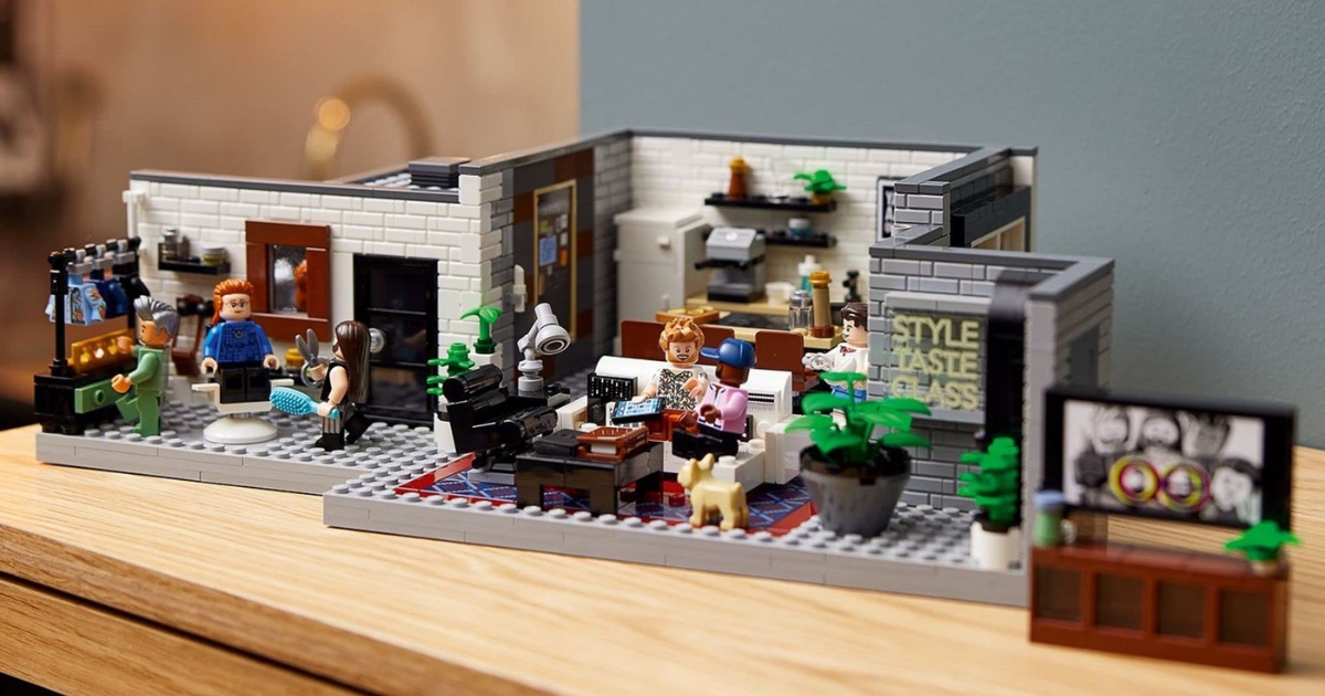 LEGO Queer Eye The Fab Loft Building Kit