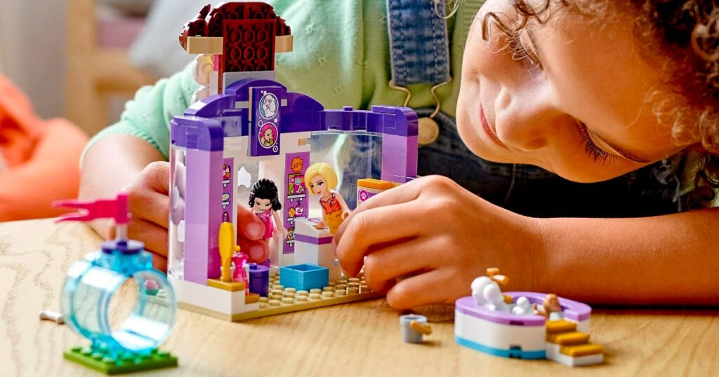 Lego friends