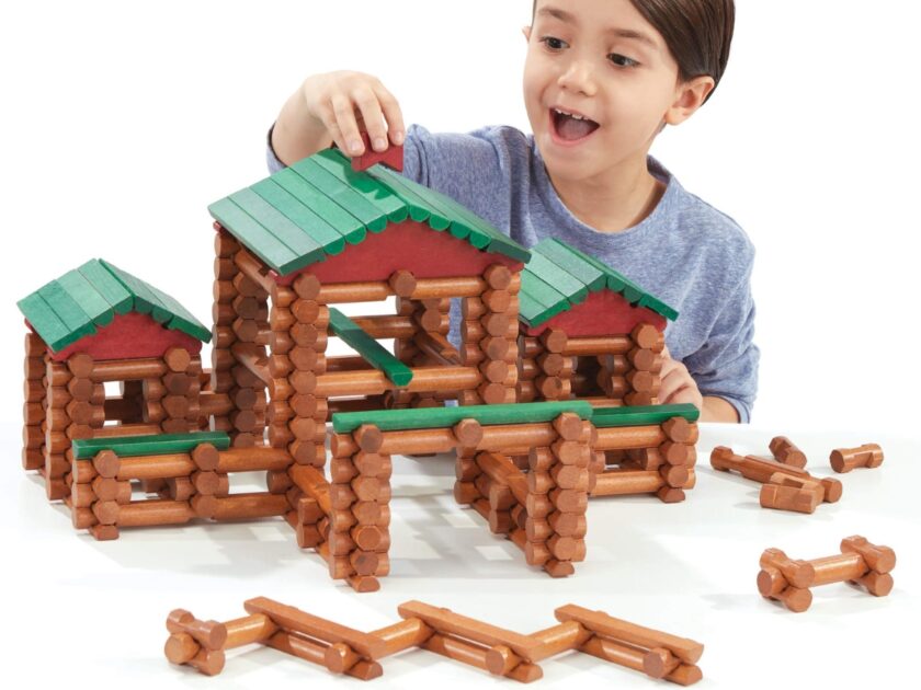 Lincoln Logs Classic Farmhouse
