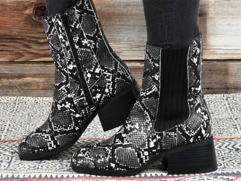 Womens Modern Square Toe Retro Bootie