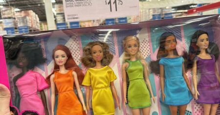 Barbie Rainbow Dolls Pack
