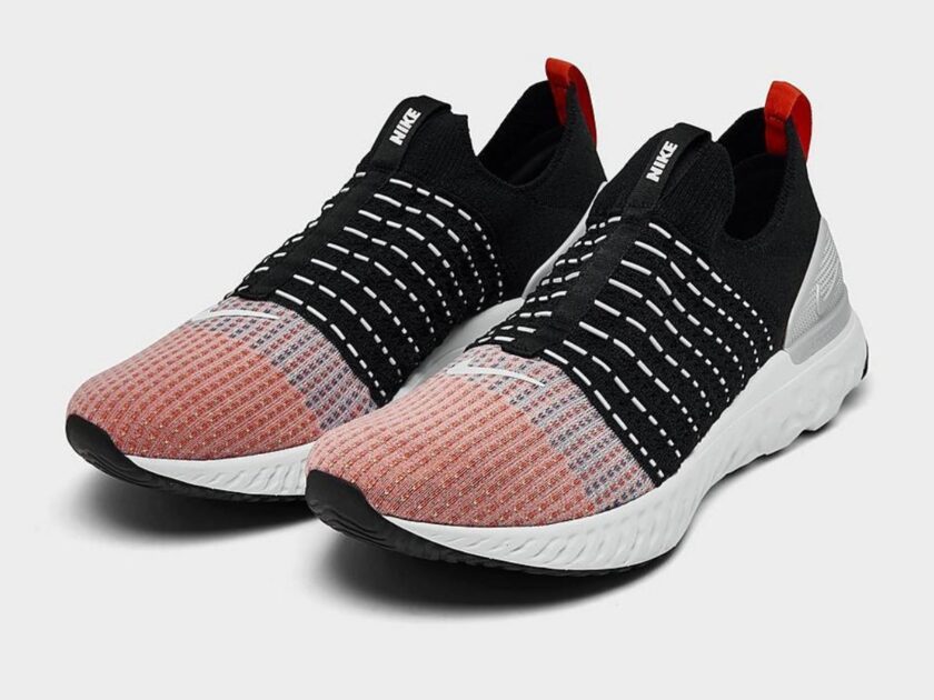 Nike Mens React Phanton Run Flyknit Running Shoes