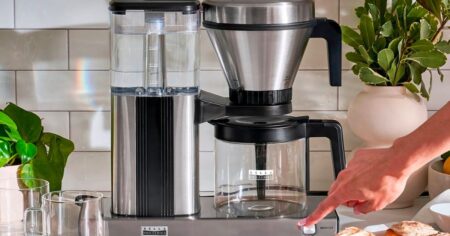 POUR OVER COFFEE MAKER