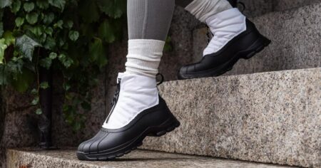 Sperry Womens SeaCycled Duck Float Zip Up Boot