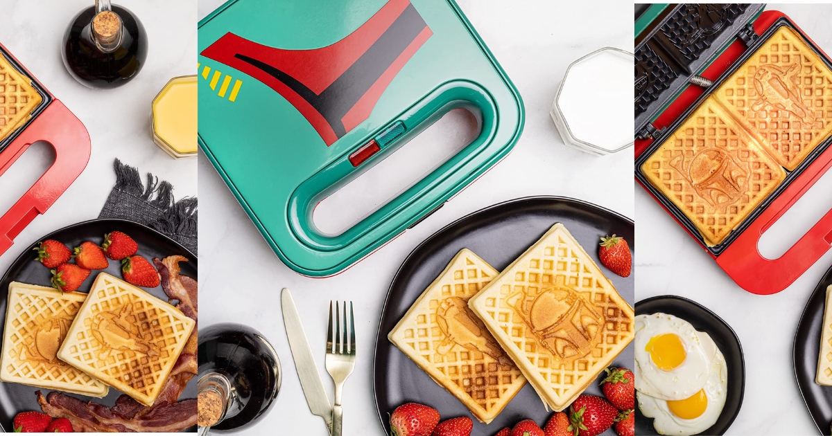 Uncanny Brands Star Wars Boba Fett Double Square Waffle Maker