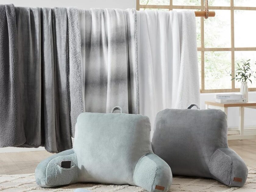 Koolaburra by UGG Dezi Throw