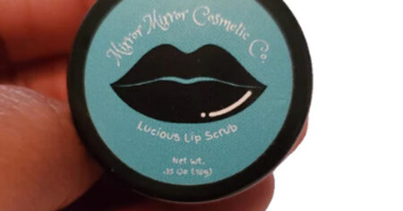 lip scrub