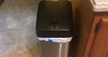 Touchless Trash Can
