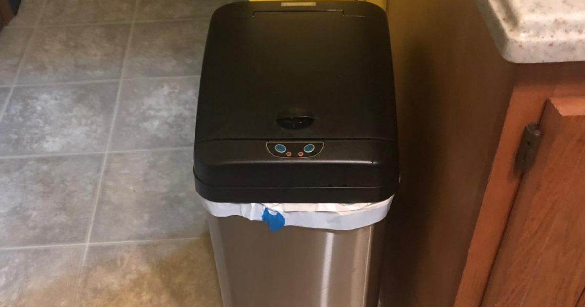 Touchless Trash Can