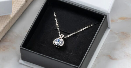 Cat Chloe Halo Infinity Pendant