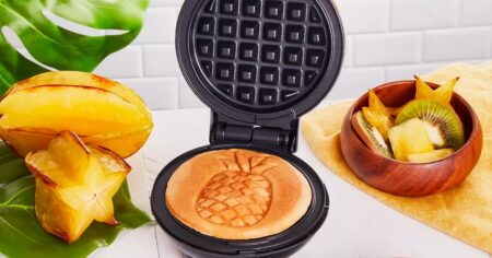 DASH WAFFLE MAKER
