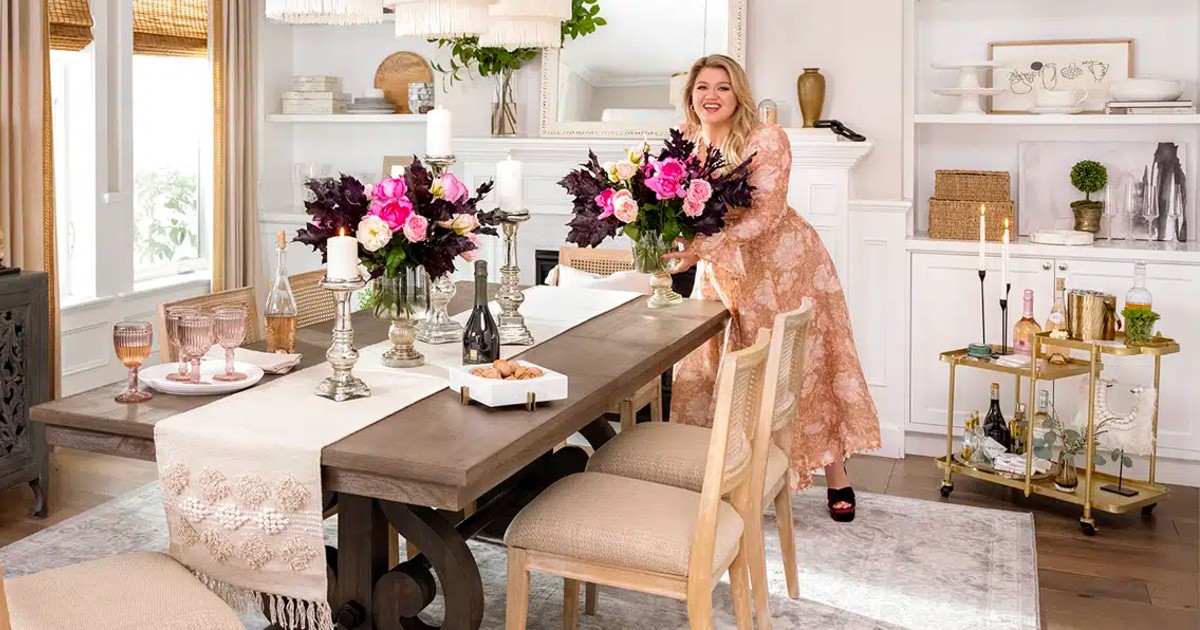 KELLY CLARKSON WAYFAIR