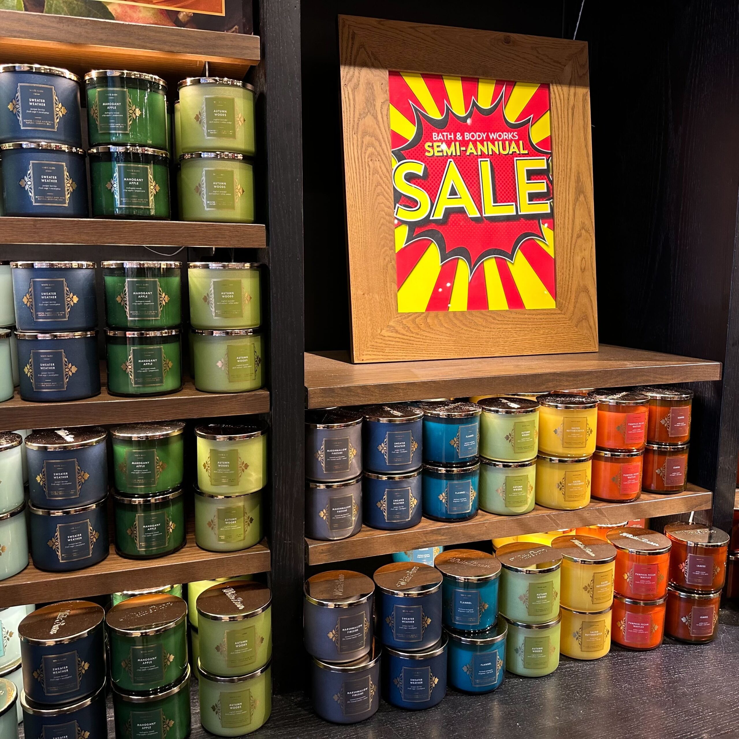 Bath and Body Works Semi Annual sale candle