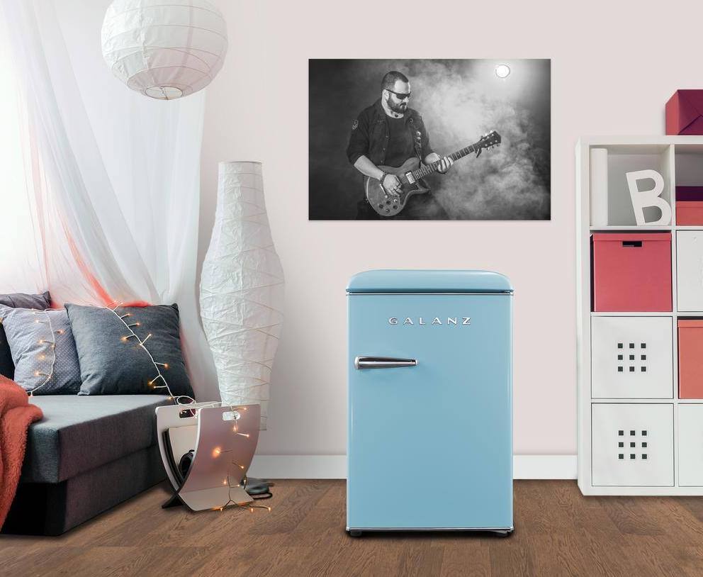Galanz Mini Fridge