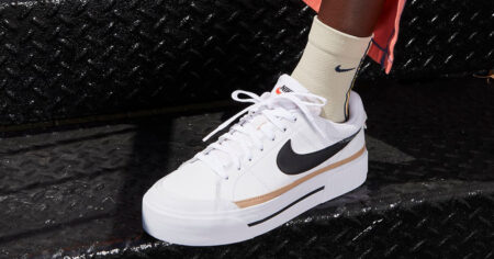 Nike Court Legacy
