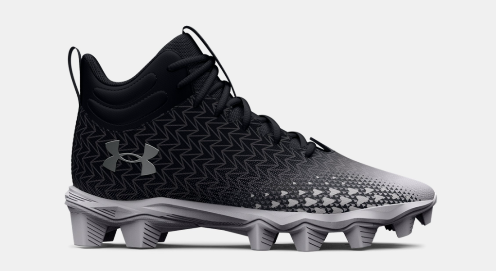 Under Armours Boys Football Cleats