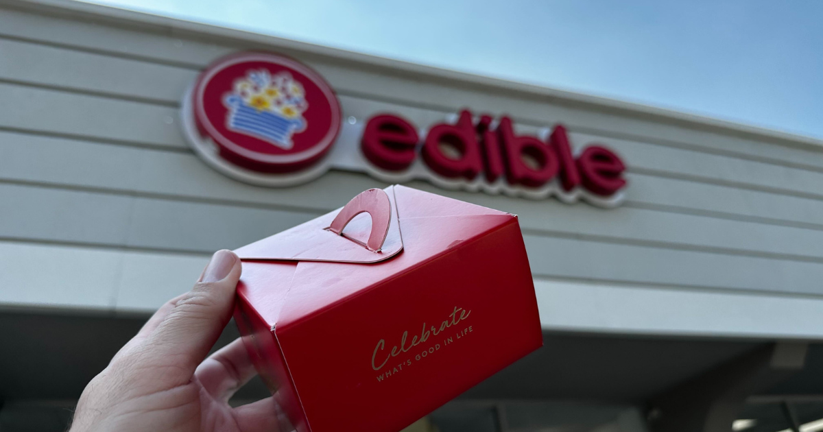 Free Sweet Treat at Edible Arrangements NEW REWARDS MEMBERS