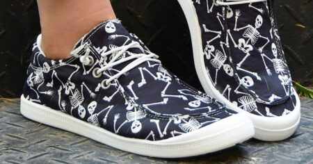 Rosy Halloween Shoes