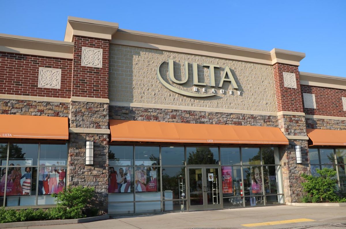 Ulta Store Exterior