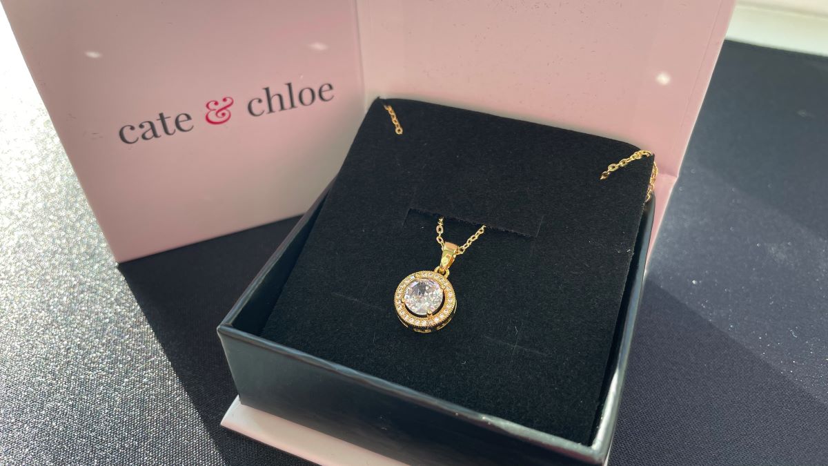 Cate and Chloe Blake Necklace Gold