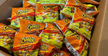 count flamin hot cheetos packs mini bags scaled