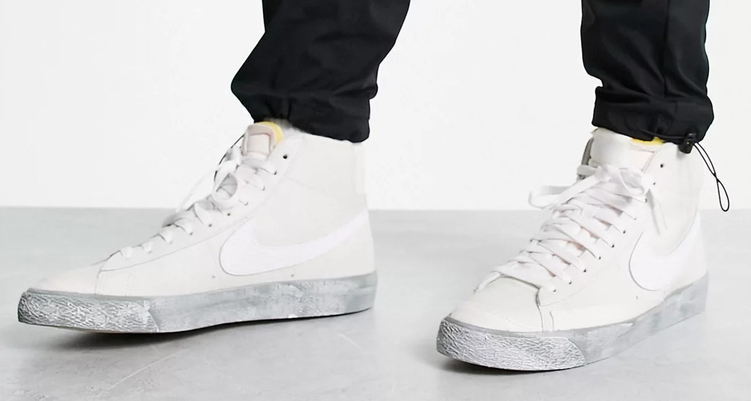 Nike Blazer Mid EMB sneakers in white