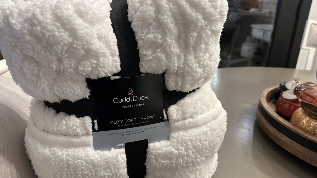 Cuddl Duds Cozy Soft Plush to Faux Fur Throw