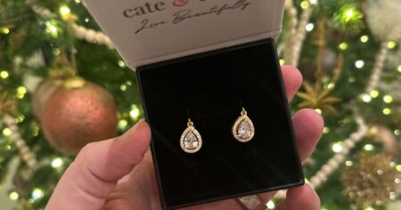 Izzy Cate and Chloe scaled