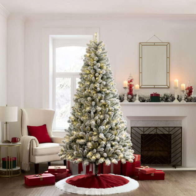 Holiday Time Christmas tree