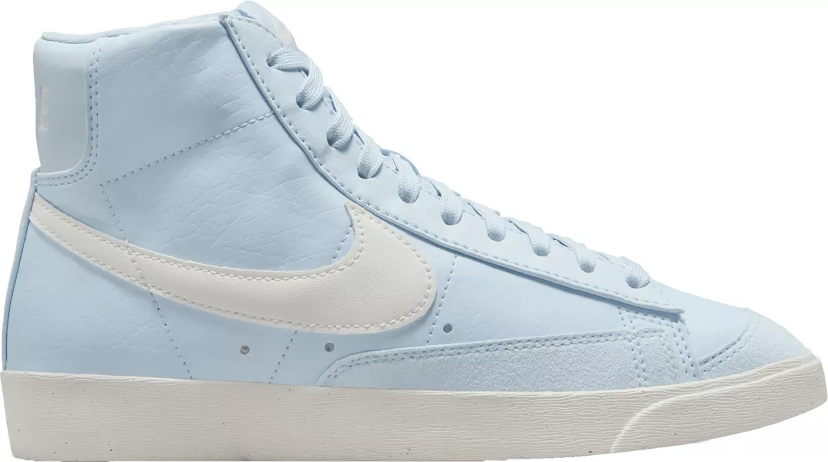 Nike Womens Blazer Mid Shoes