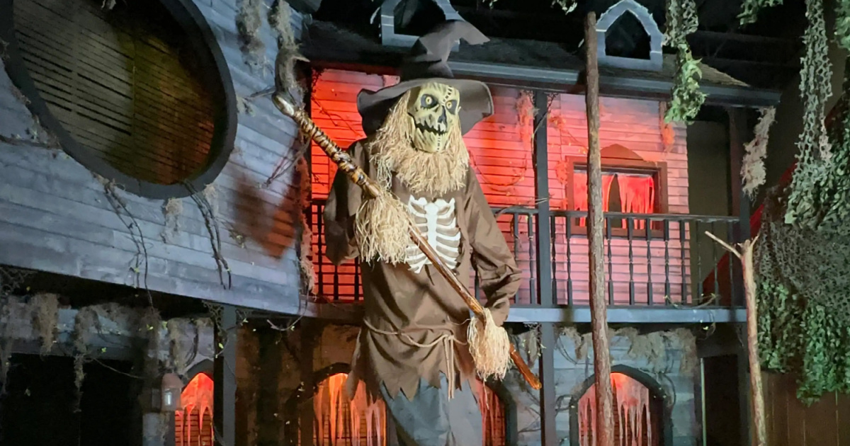 Lowe s Scarecrow