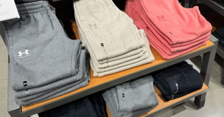 Under Armour Sweats scaled