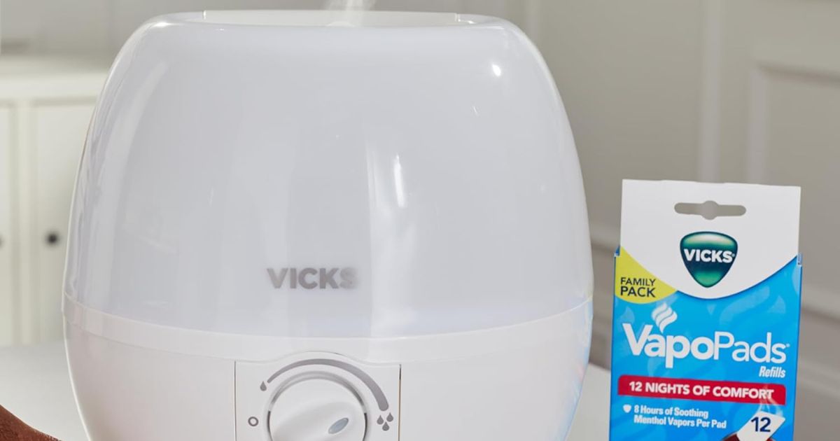 Vicks humidifier with a box of Vicks vapopads next to it